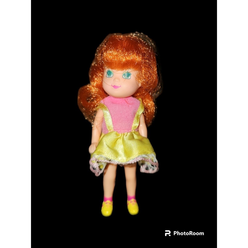 Kenner Wish world Lot 1980 VTG- Bowling Alley, Salon, Pizzaria, Pool and Doll - Picture 8 of 10